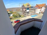 Kleiner Balkon zur Hausvorderseite der Wohnung 2. OG
