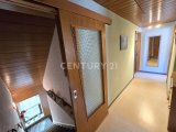 Treppenhaus mit Zugang zur Wohnung 