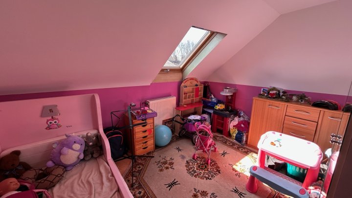 Perfektes Zuhause für Familien mit viel Platz und individuellen Möglichkeiten. Oder Renditeobjekt