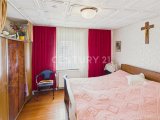Eltern - Schlafzimmer 