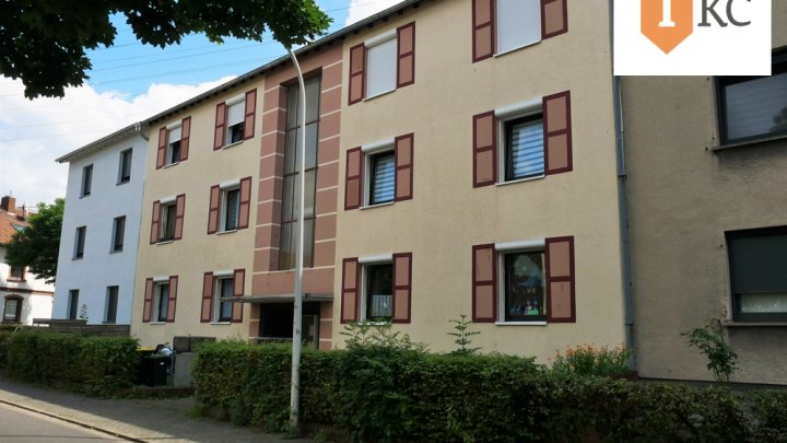Neu !! Rendite-Objekt - Mehrfamilienhaus mit 6 vermieteten ETW - Völklingen !!

2011 energetisch saniert..