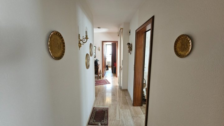 Elegantes Einfamilienhaus in Saarbrücken- Klarenthal zu verkaufen.