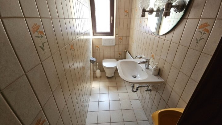 Elegantes Einfamilienhaus in Saarbrücken- Klarenthal zu verkaufen.