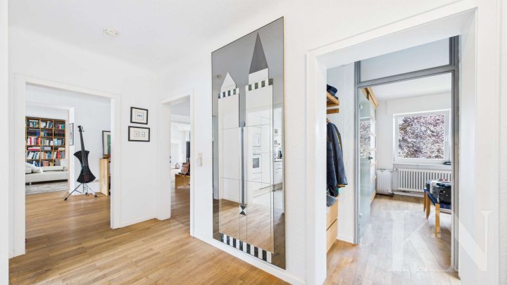 Zwei,- bis Dreifamilienhaus in Top-Lage