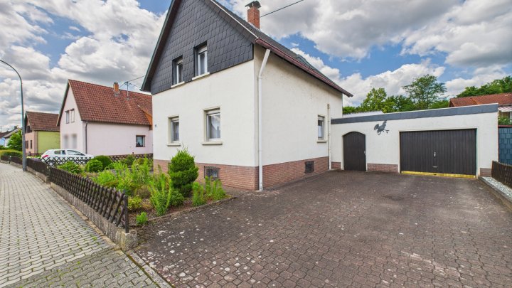 Freistehendes Siedlungshaus mit Charme in Saarlouis-Roden