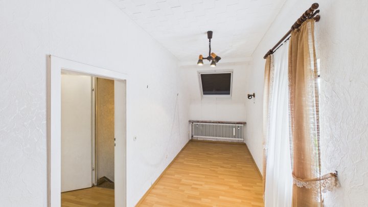 Freistehendes Siedlungshaus mit Charme in Saarlouis-Roden
