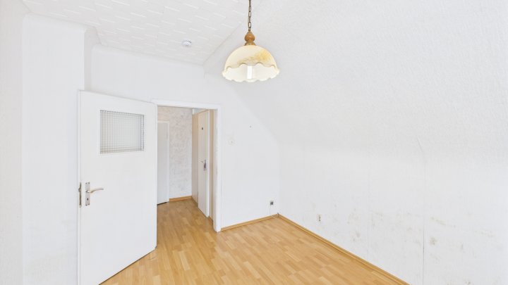 Freistehendes Siedlungshaus mit Charme in Saarlouis-Roden
