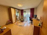 Büro im Gartengeschoss