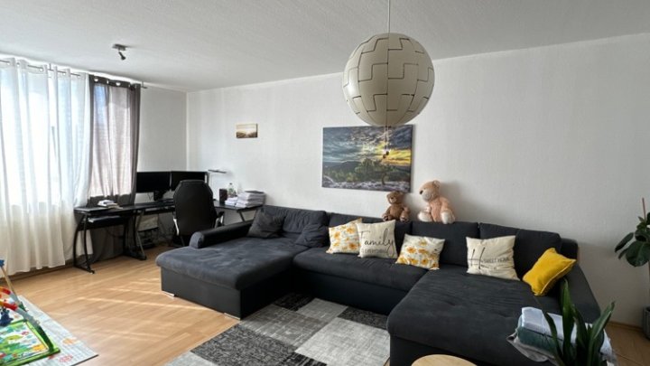 2-ZKB Wohnung mit Balkon in zentraler Lage