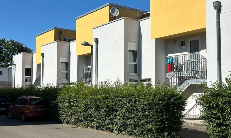 Attraktive 3-ZKB-Maisonette-Wohnung mit Terrasse und Stellplatz in Sbr.- Krenzelsberg zu verkaufen
