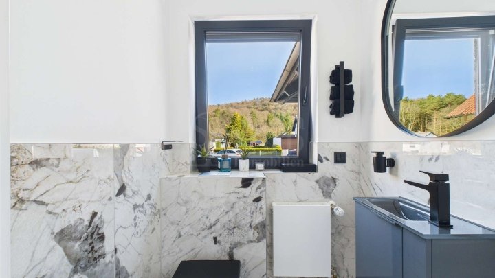 Große Luxuswohnung in Kirkel-Neuhäusel – Terrasse, Garage, 2 Bäder & 2 hochwertige Nutzräume