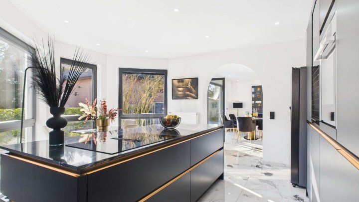 Große Luxuswohnung in Kirkel-Neuhäusel – Terrasse, Garage, 2 Bäder & 2 hochwertige Nutzräume