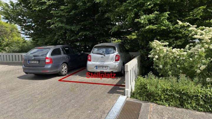 Barrierefrei mit Renovierungsbedarf  4 ZKB-ETW mit Balk.+ Stellpl. in IGB-Süd!