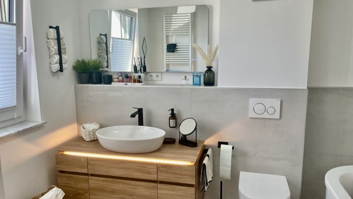 Hochwertige Neubauwohnung mit Balkon und schöner Aussicht in Nalbach-Bilsdorf zu verkaufen