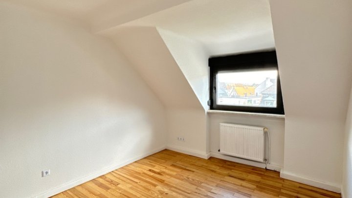 Helle 4-ZKB Wohnung in verkehrsgünstiger Lage