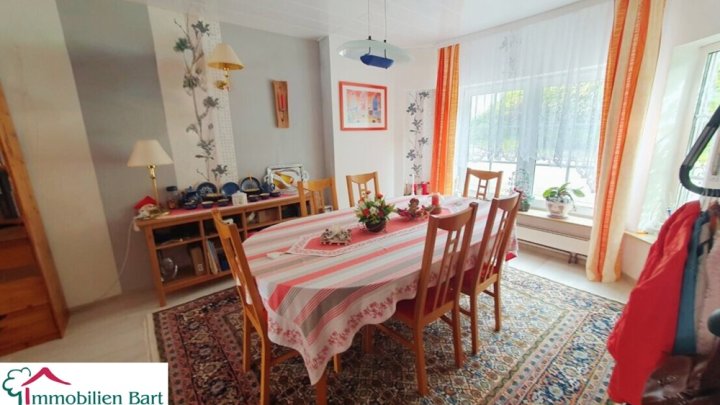 TIERFREUNDE, AUFGEPASST: GEPFLEGTES 219 M² WOHNHAUS AUF 26 AR