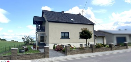 seitl. Straßenansicht
