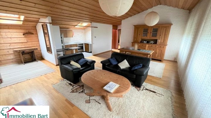 BAUGRUNDSTÜCK + 3 WOHNUNGEN MIT GARTEN UND GARAGEN IN PERL-NENNIG!