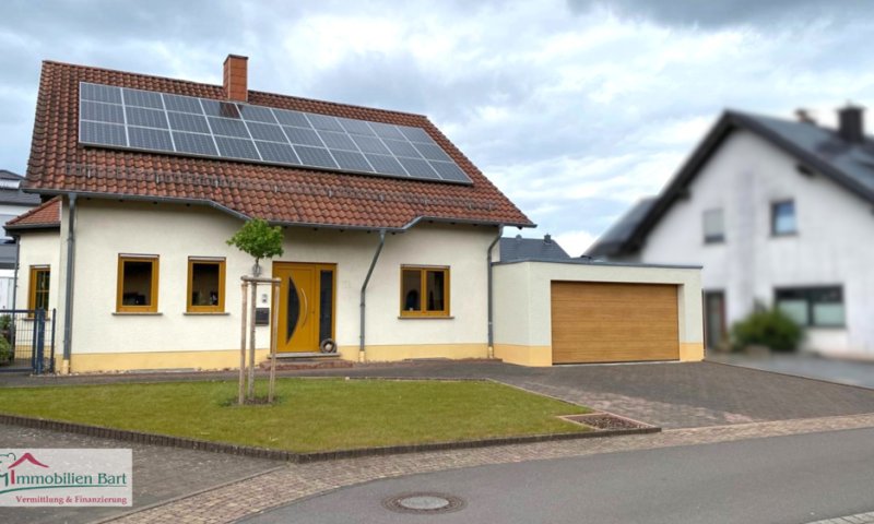 GRENZNÄHE: GERÄUMIGES UND SEHR GEPFLEGTES WOHNHAUS IN TOP WOHNLAGE!
