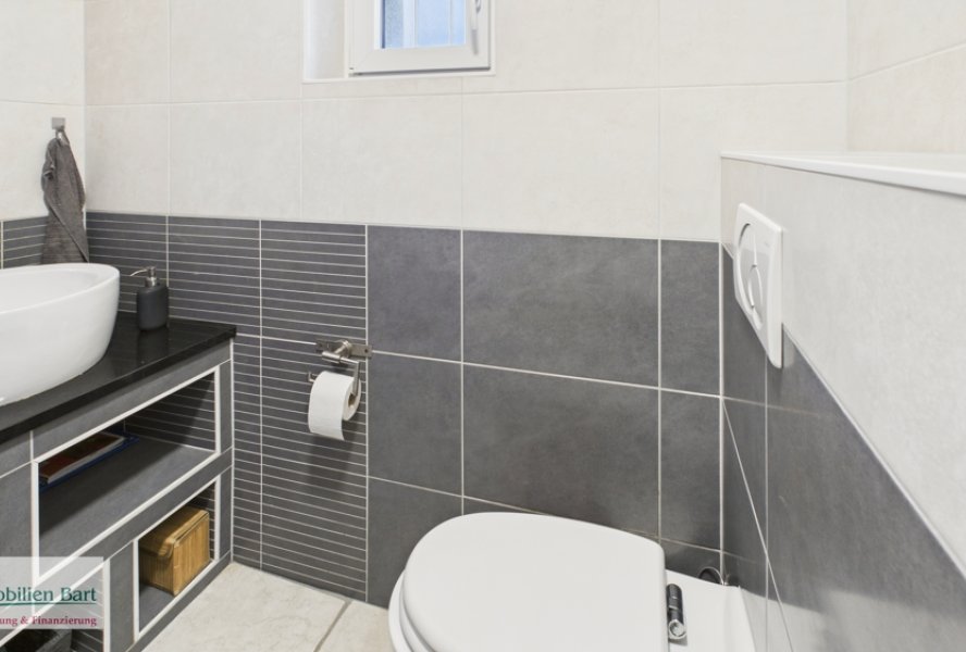 Gäste-WC EG