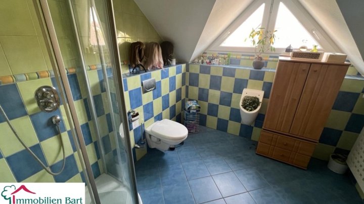 ORSCHOLZ: 200 M² WOHNHAUS / RUHIGE UND SONNIGE LAGE / GRENZNAH