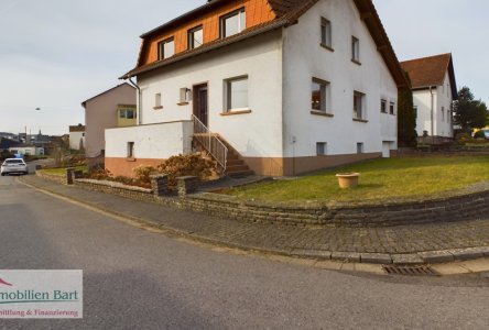 seitl. Straßenansicht