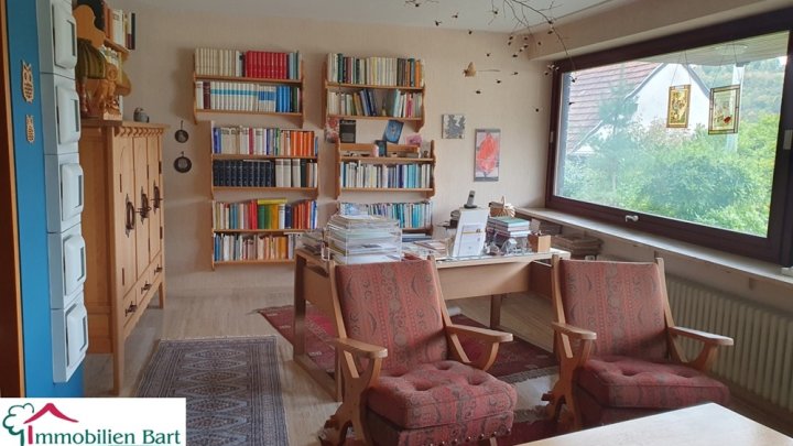 MERZIG: GROßZÜGIGES WOHNHAUS IN RUHIGER LAGE!