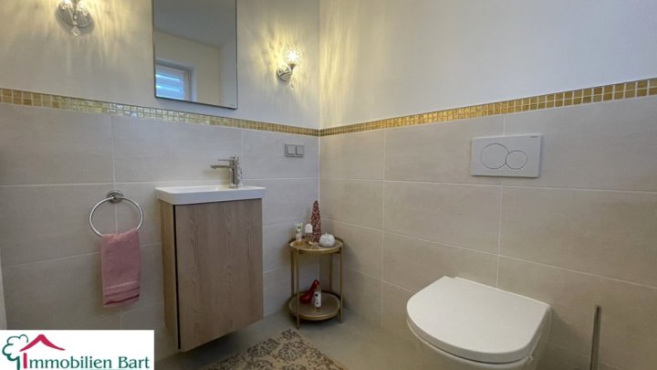 MERZIG-GIPSBERG: RENOVIERTES WOHNHAUS IN TOP LAGE! PROVISIONSFREI!