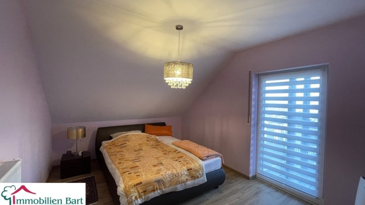 MERZIG-GIPSBERG: RENOVIERTES WOHNHAUS IN TOP LAGE! PROVISIONSFREI!