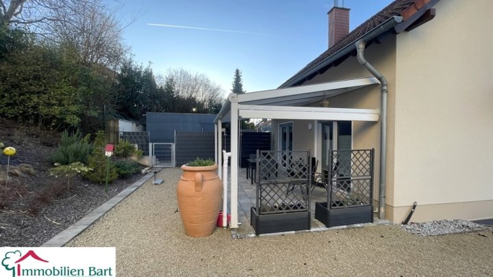 MERZIG-GIPSBERG: RENOVIERTES WOHNHAUS IN TOP LAGE! PROVISIONSFREI!