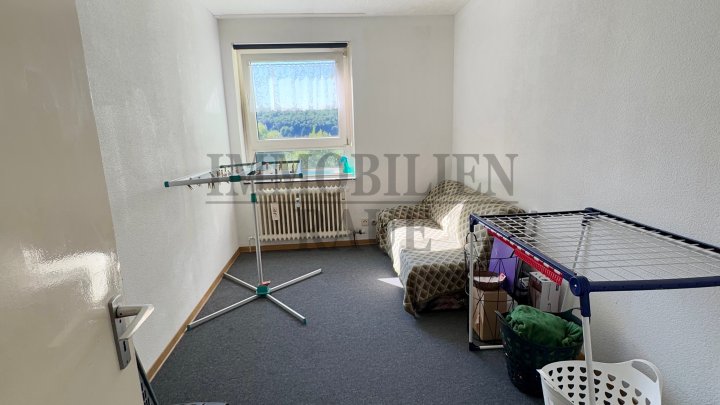 VERMIETETE 4 ZKB EIGENTUMSWOHNUNG MIT SÜD-BALKON IN SULZBACH