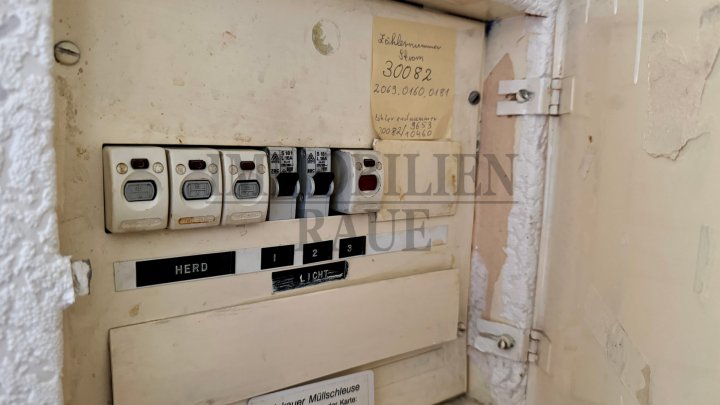 VERMIETETE 4 ZKB EIGENTUMSWOHNUNG MIT SÜD-BALKON IN SULZBACH