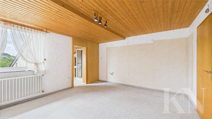 Geräumige Doppelhaushälfte in Köllerbach