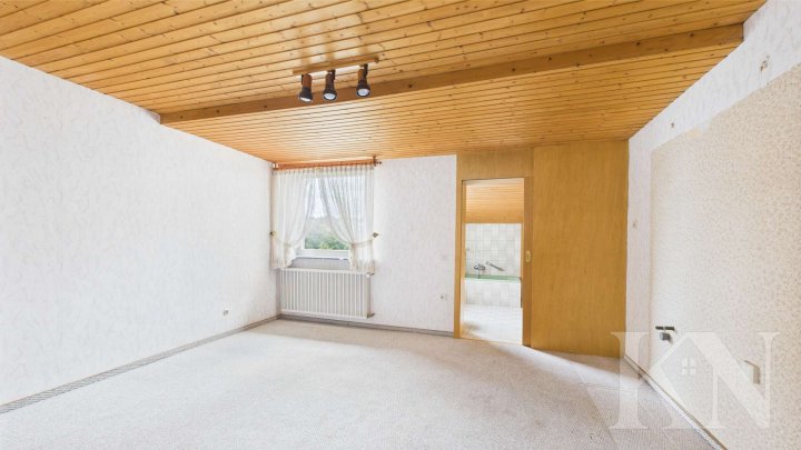 Geräumige Doppelhaushälfte in Köllerbach