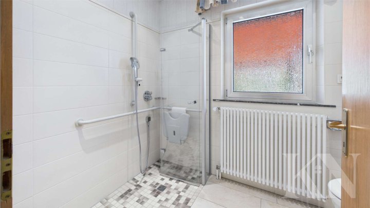 Geräumige Doppelhaushälfte in Köllerbach