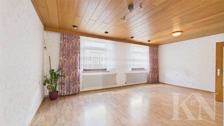 Geräumige Doppelhaushälfte in Köllerbach