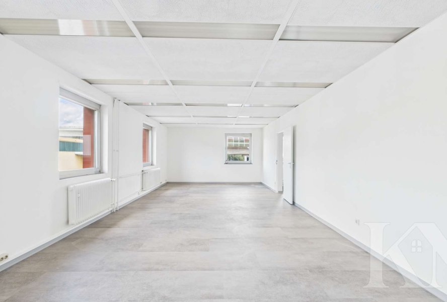 Konferenzraum/Gruppenbüro