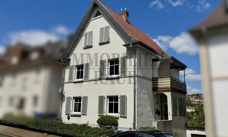 GROSSES 1-2 FAMILIENHAUS MIT GARTEN UND GARAGE IN RUHIGER LAGE VON SULZBACH - SOFORT FREI