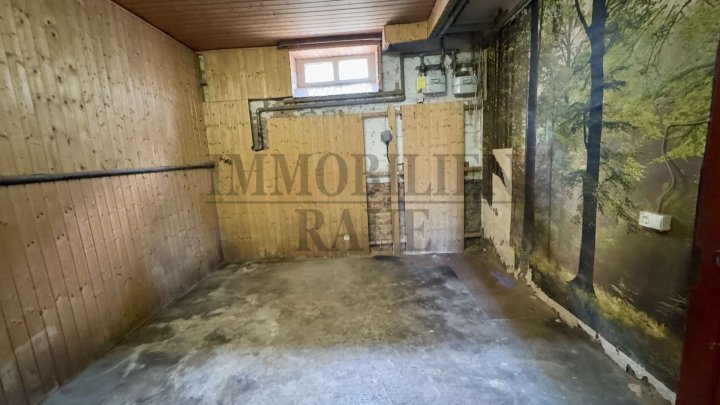 GROSSES 1-2 FAMILIENHAUS MIT GARTEN UND GARAGE IN RUHIGER LAGE VON SULZBACH - SOFORT FREI