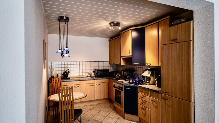 Luxus trifft Weitblick–Großzügiges Anwesen mit Einliegerwohnung, Pool & Wellnessbereich zu verkaufen