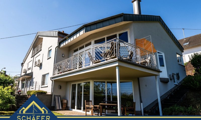 Luxus trifft Weitblick–Großzügiges Anwesen mit Einliegerwohnung, Pool & Wellnessbereich zu verkaufen