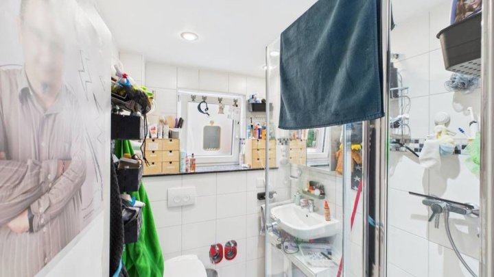 Kernsaniertes Mehrfamilienhaus mit 3 vermieteten Einheiten in Elversberg – solide Kapitalanlage !