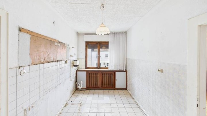 Zweifamilienhaus in Ludweiler – 185 m² Wohnfläche, 680 m² Grundstück, 6 Zimmer – Ideal für Familien!