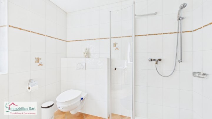 SOLIDES WOHNHAUS MIT KACHELOFEN IN TOP LAGE!