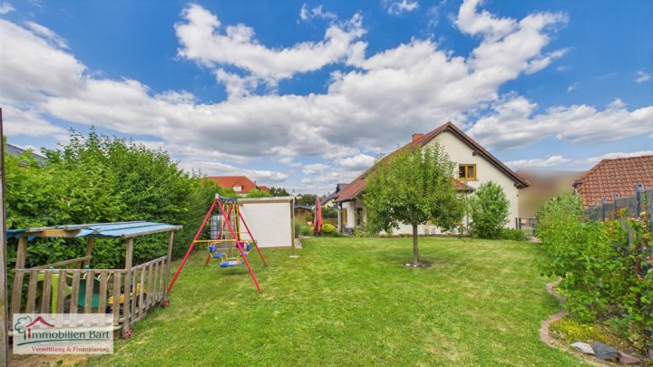 GRENZNÄHE: GEPFLEGTES WOHNHAUS MIT PHOTOVOLTAIK IN TOP LAGE VON ORSCHOLZ!