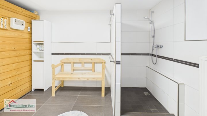 GRENZNÄHE: GEPFLEGTES WOHNHAUS MIT PHOTOVOLTAIK IN TOP LAGE VON ORSCHOLZ!