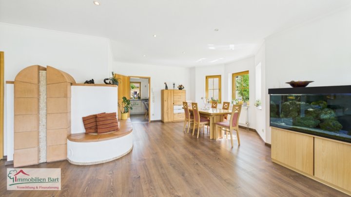 GRENZNÄHE: GEPFLEGTES WOHNHAUS MIT PHOTOVOLTAIK IN TOP LAGE VON ORSCHOLZ!