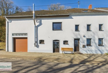 Straßenansicht