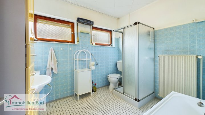 ZENTRAL UND RUHIG: 164 M² WOHNHAUS MIT POTENZIAL!