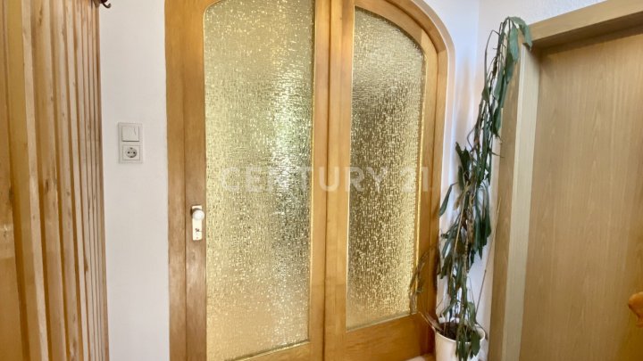 1-2 Familienhaus mit viel Platz für Ihren Wohntraum